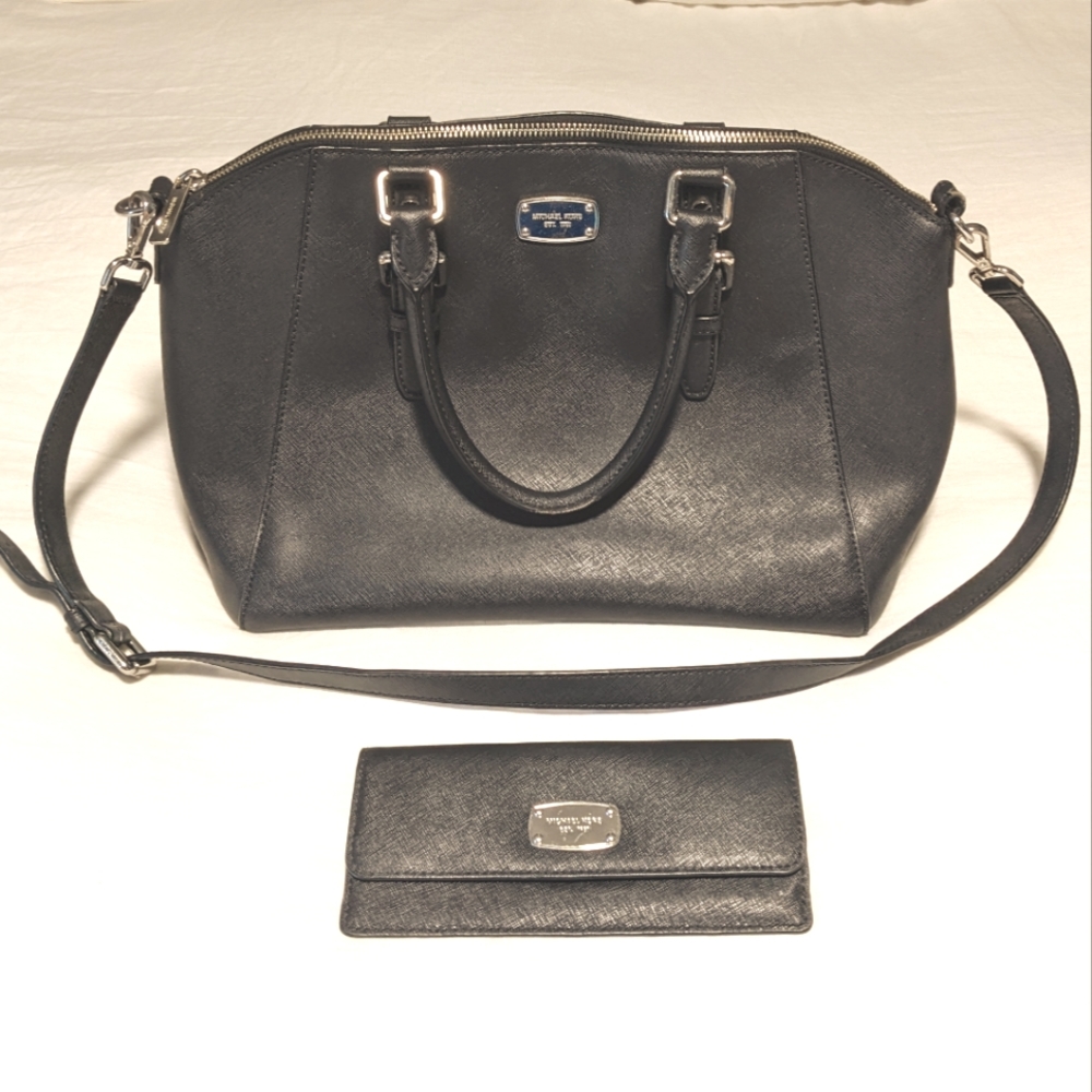 Black Michael Kors purse